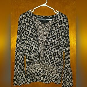 Lucky Brand Black and Cream Floral Top